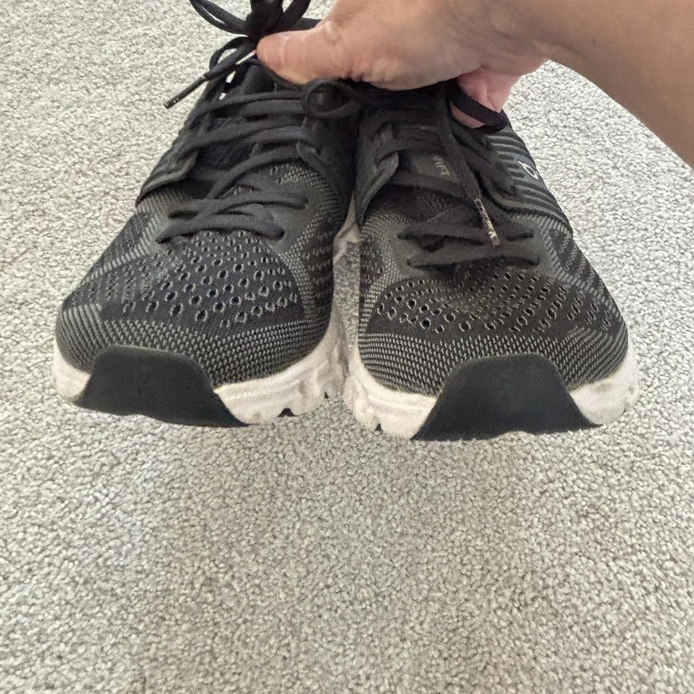 On Cloudswift Running Shoes Womens 7 Black Mesh Cushioned Sneaker Gym Training‎
